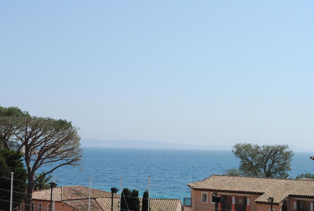 Cap Negre Hotel Le Lavandou Exterior photo